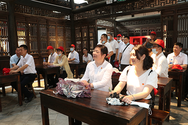 1625551747440764.jpg 體驗列寧小學班級.JPG